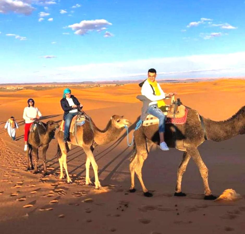 Holiday Desert Camp メルズーガ エクステリア 写真